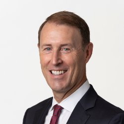 Cris White headshot